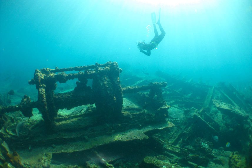 Wreck Diving - Shore Thing