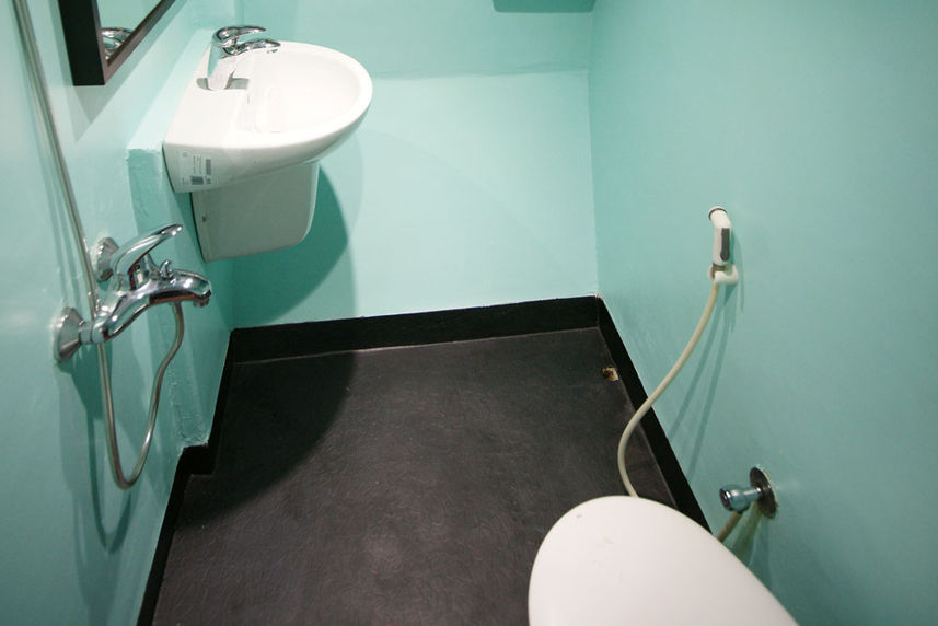 En-Suite bathrooms - Okeanos Xplorer