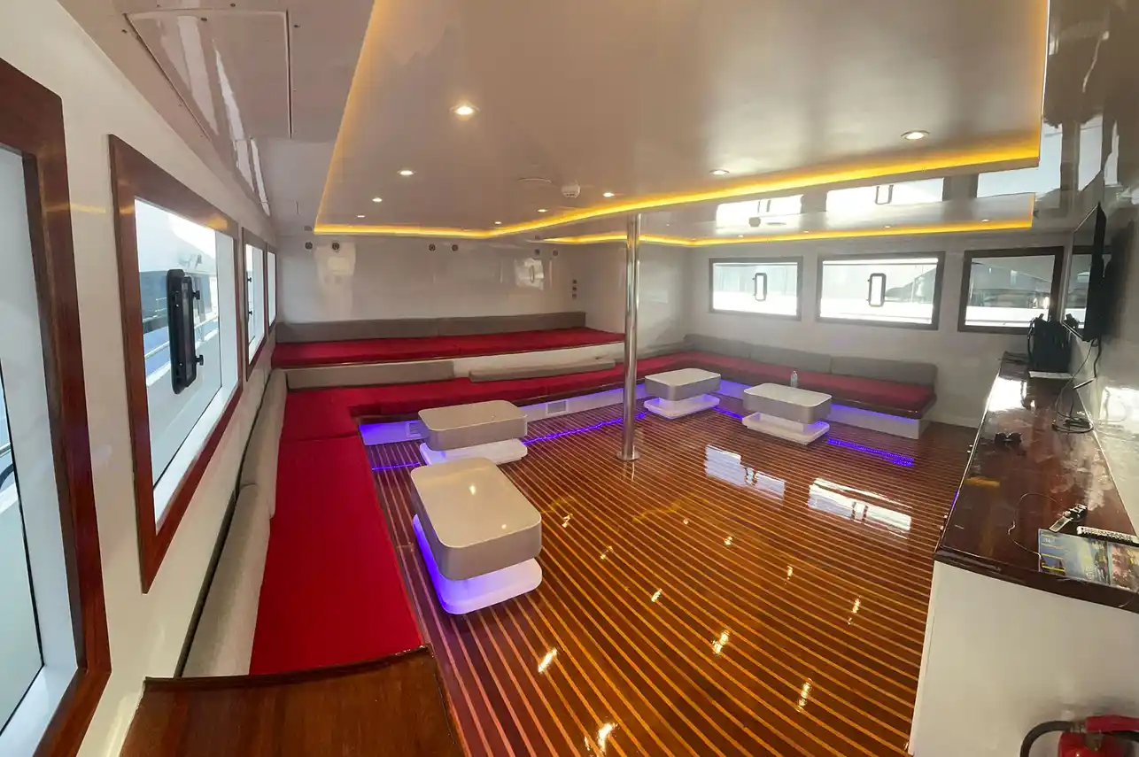 Indoor salon - Vita Xplorer