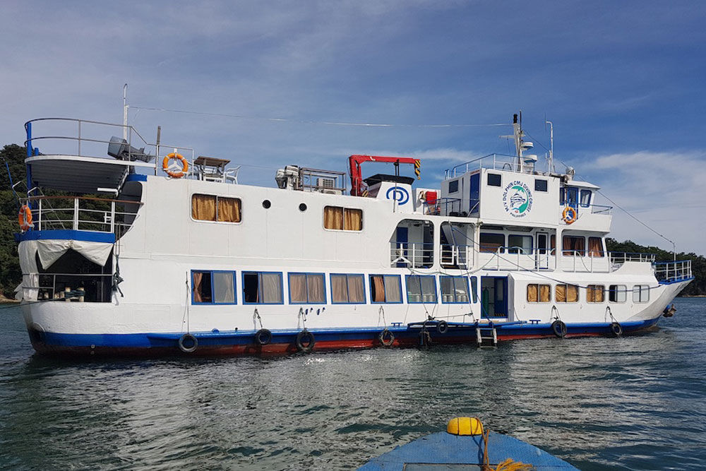 MV Dolphin Philippines