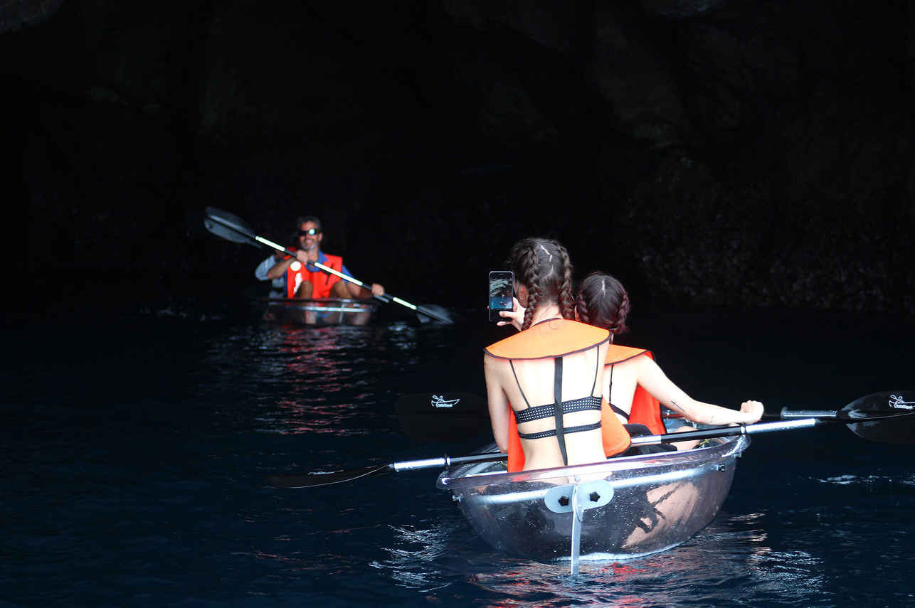 Kayak di bordo - Camila