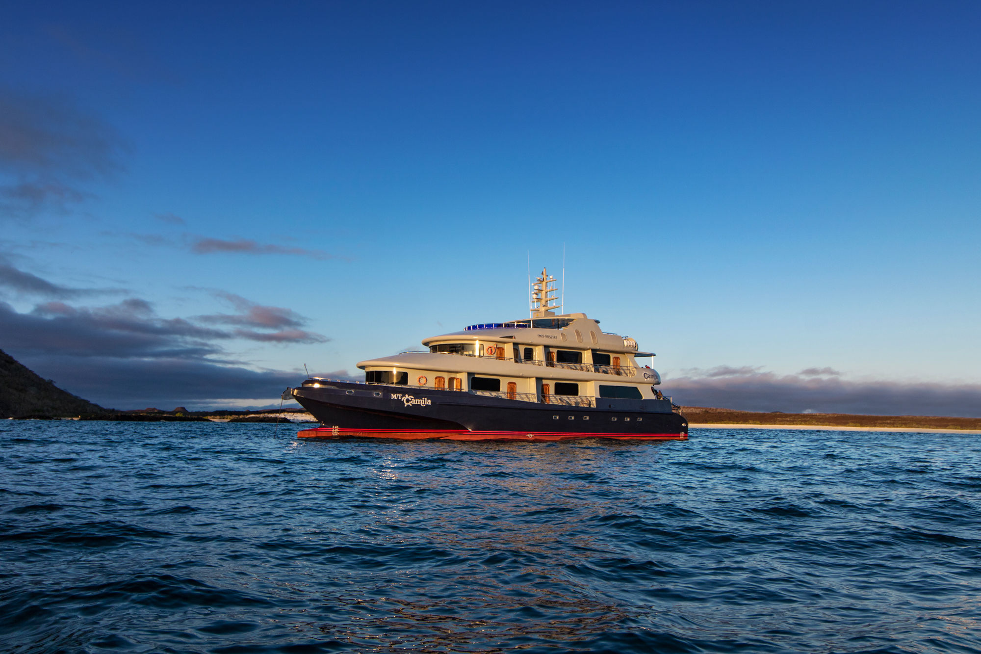 Camila Cruise Ship, Galapagos - LiveAboard.com