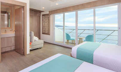 Golden Suites - Upper Deck