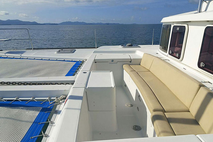 日光浴甲板 - Komodo Cruise Anema