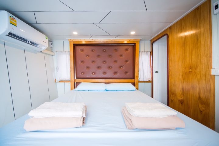 Master Cabin Upper Deck