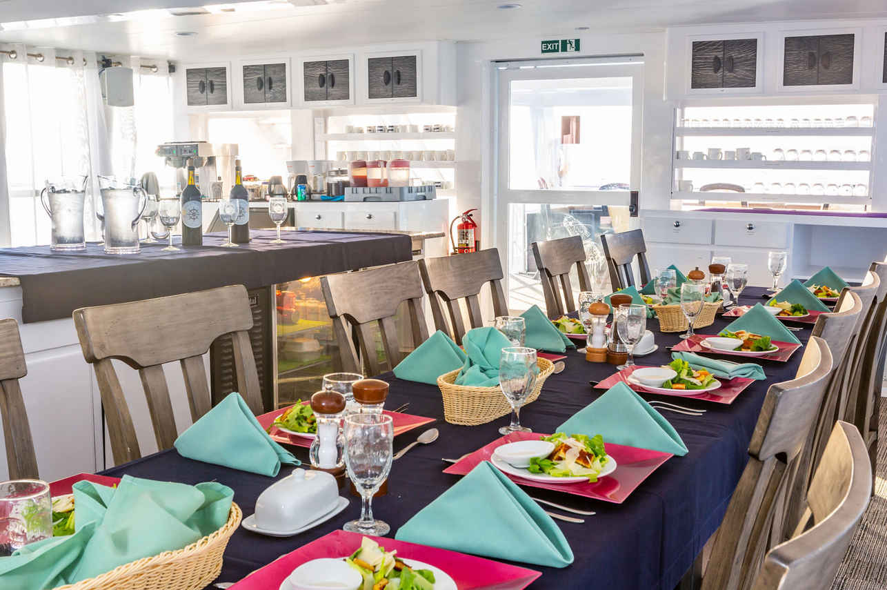 Restaurant - Cayman Aggressor V