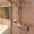 Upper Deck En-suitebathroom