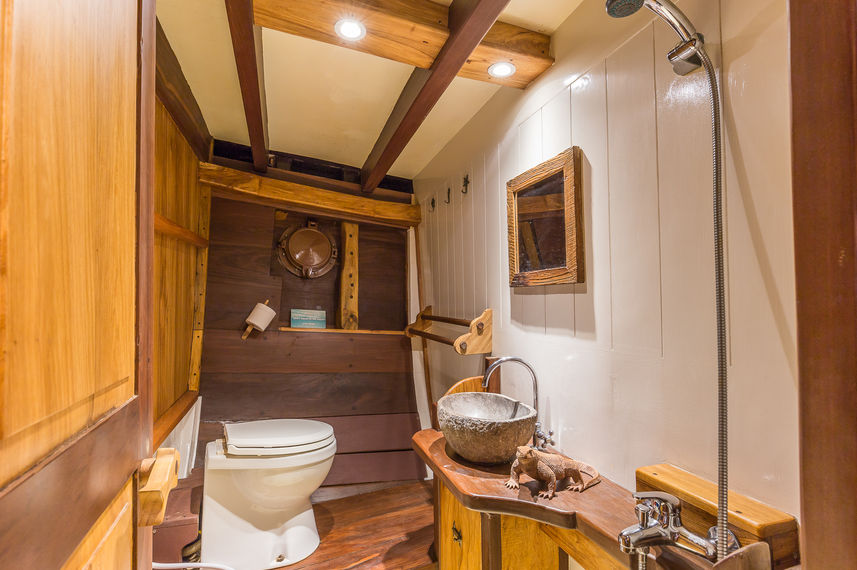 En-Suite bathrooms - Teman