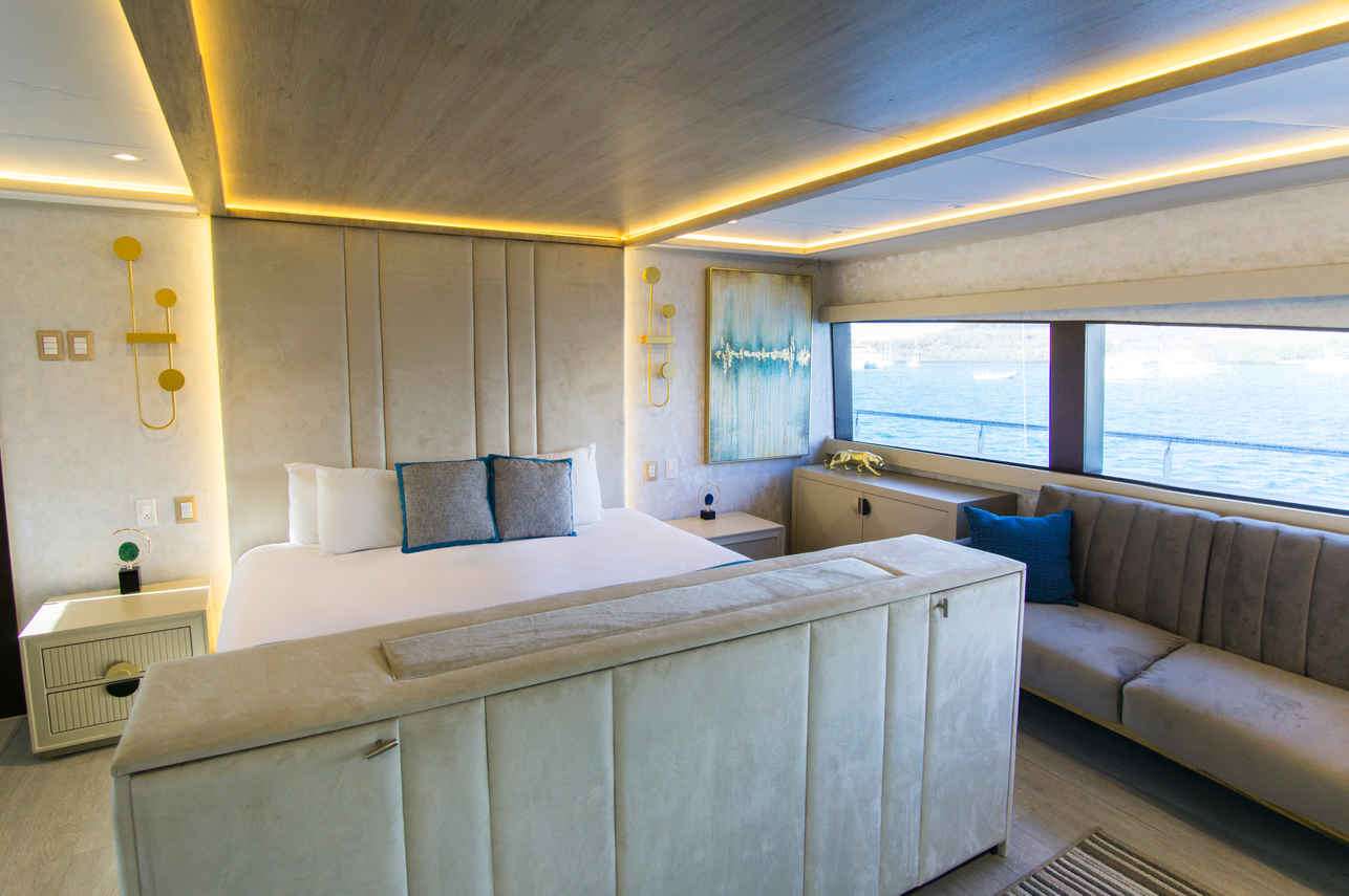 Double Cabin