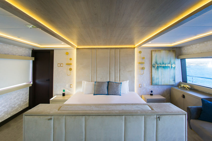 Double Cabin