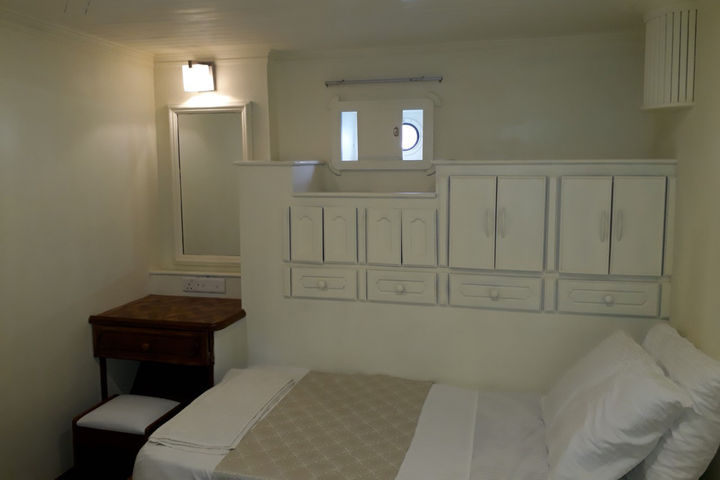 Deluxe Single Room