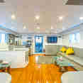 Salon interior - Discovery II