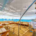 Salon exterior  - Discovery II