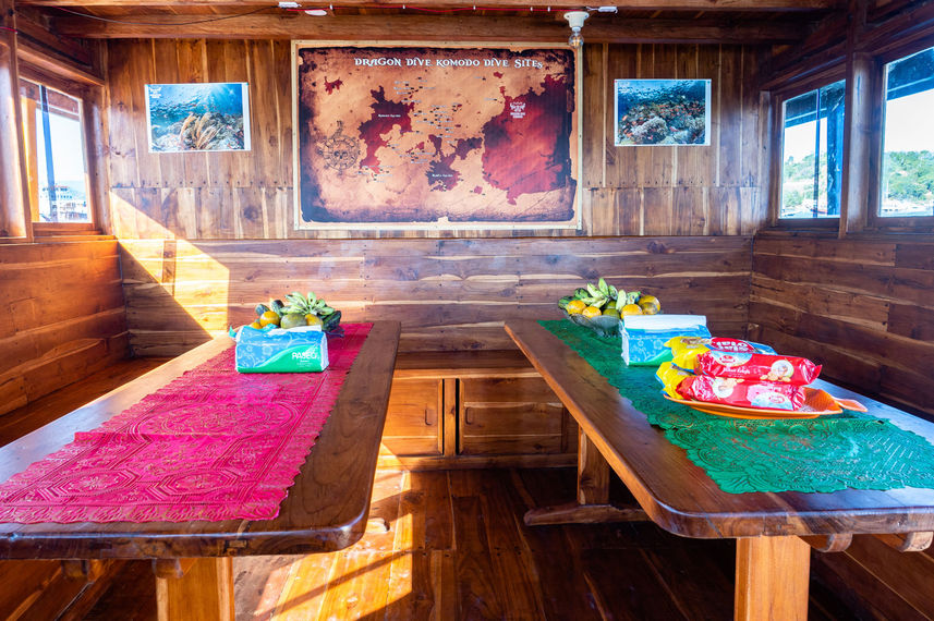 Comedor  - Dragon Dive Komodo