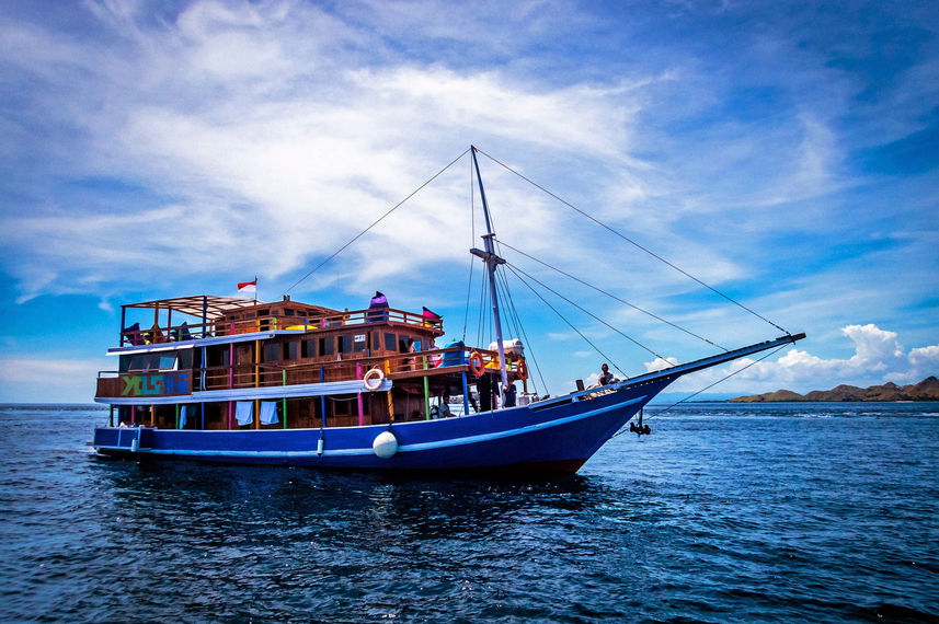 Dragon Dive Komodo