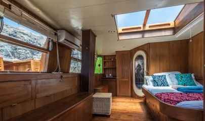 Pala (Nutmeg) Cabin
