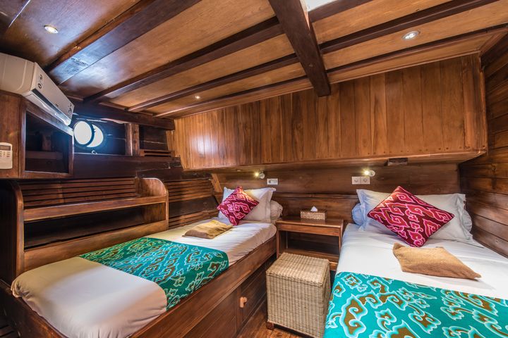 Deluxe Twin/Double Cabins