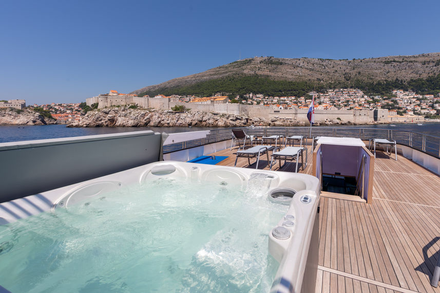 Sun Deck - Antaris