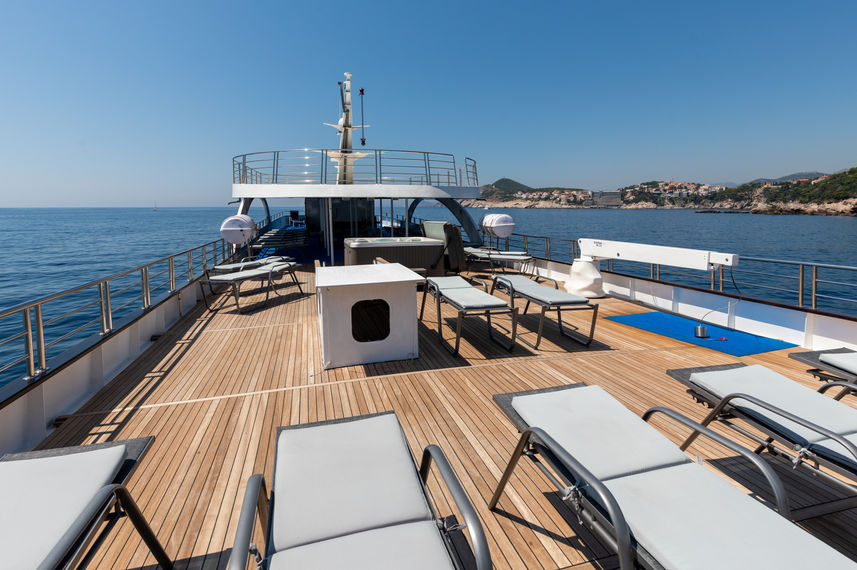 Sun Deck - Antaris