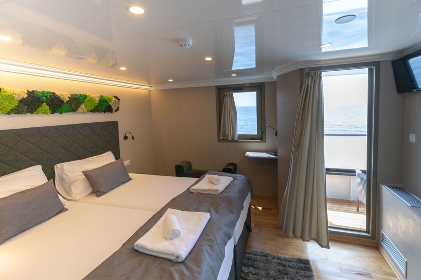 Upper Deck Cabin - Antaris