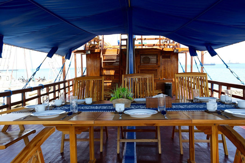 Outdoor Dining - Kurabesi