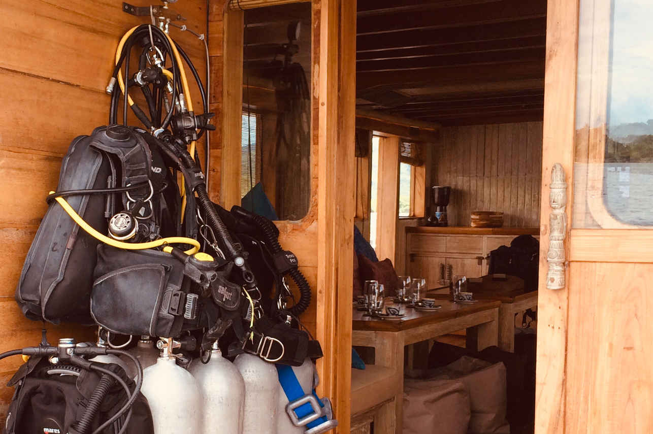 Cubierta de buceo - Mikumba Dua