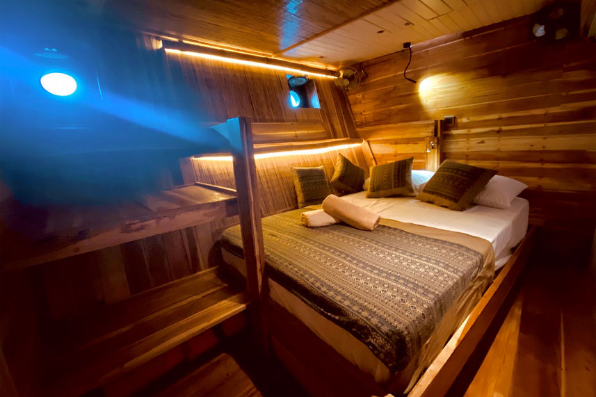 Lower Deck Cabin - Mikumba Dua