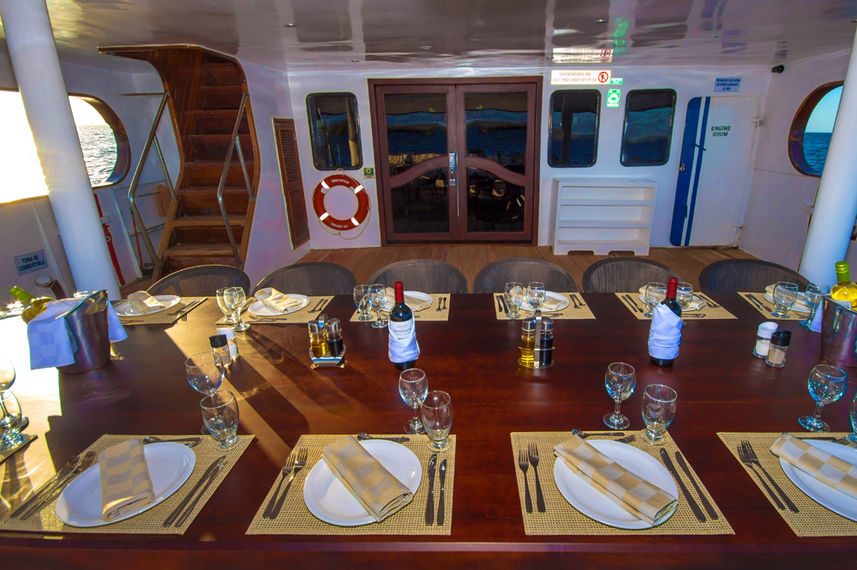 Comedor al Aire Libre - Galapagos Odyssey