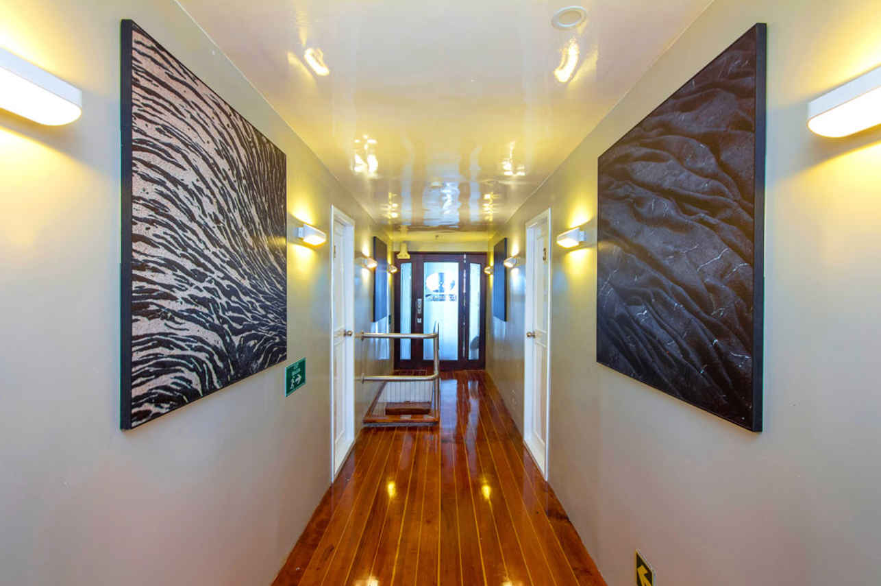 #hallway - Galapagos Odyssey