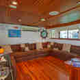 Salon interior - Pinguino Explorer