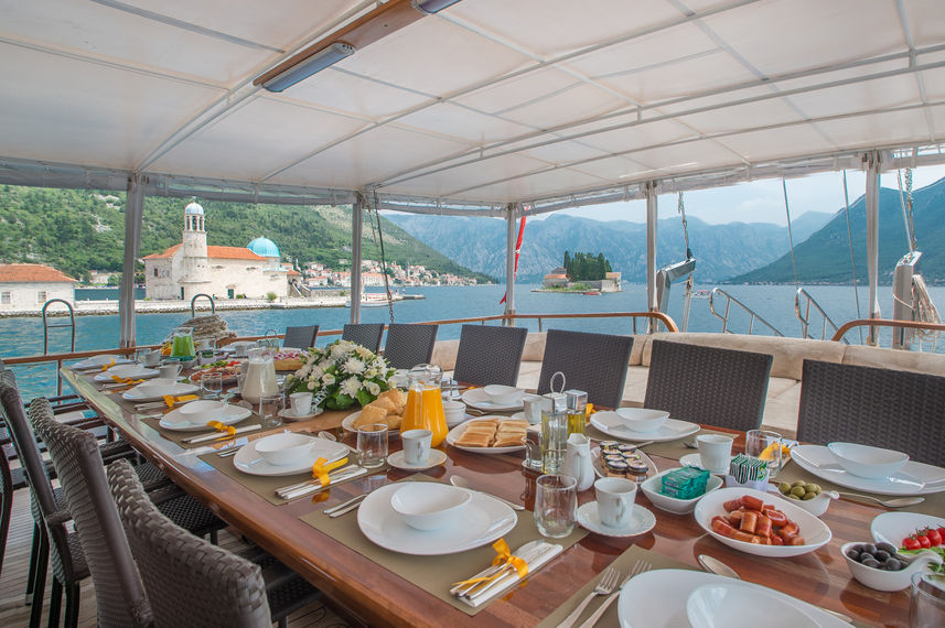 Pranzo all'aperto - Sadri Usta 1