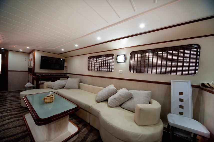 #salon - Sea Echo 2