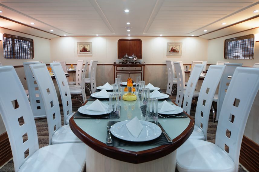 Dining Room - Sea Echo 2