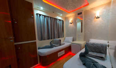 Twin Cabin
