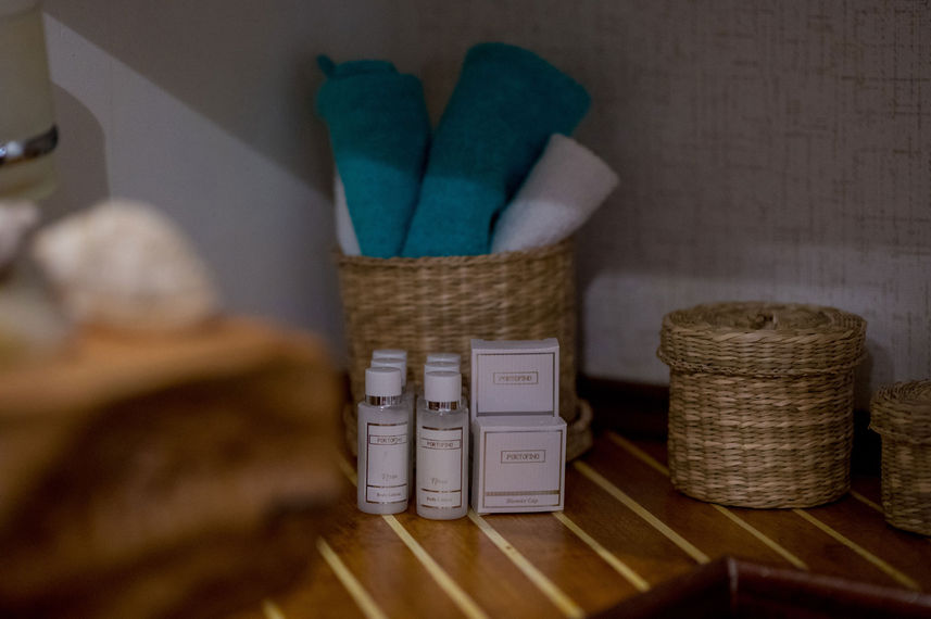 Toiletress