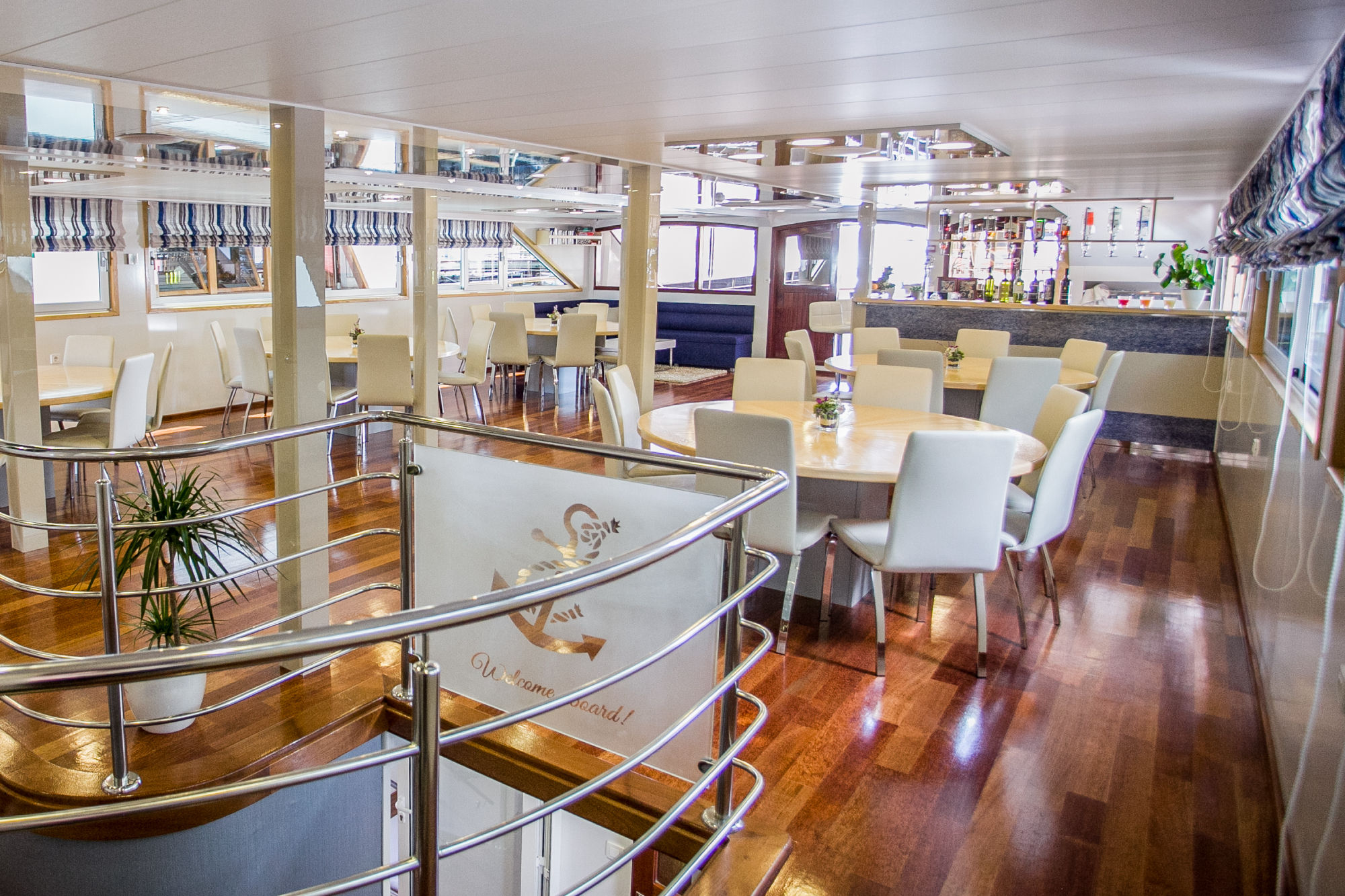 Dining Room - Captain Bota