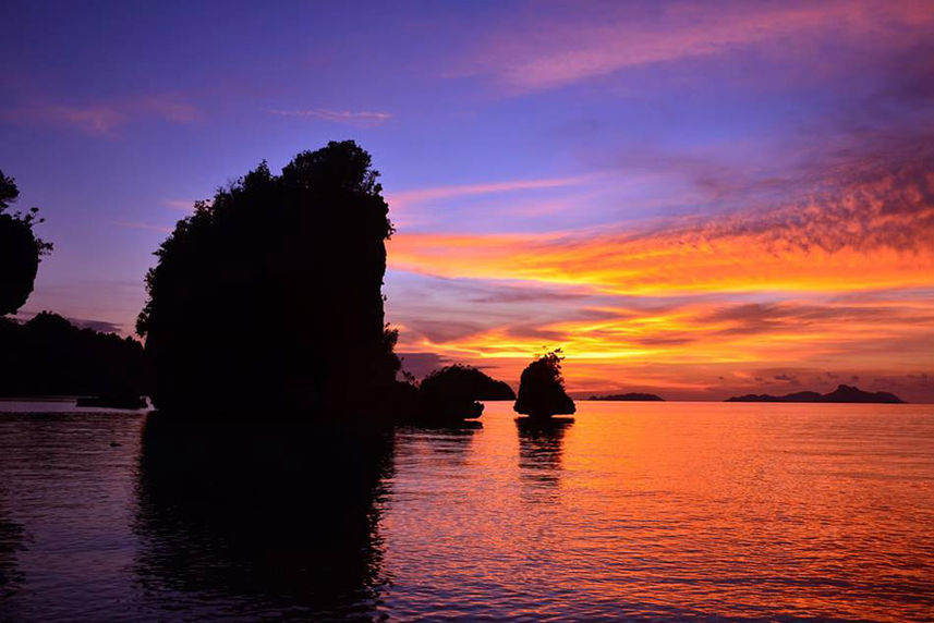 Vista do Pôr do Sol - Akomo Isseki