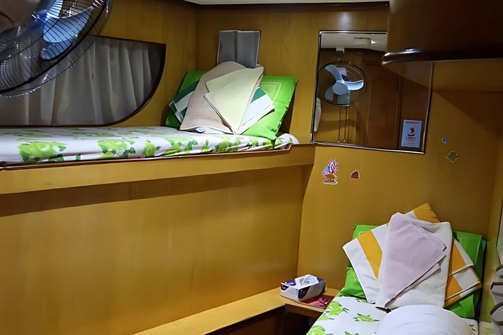 Twin Lower Deck Cabin