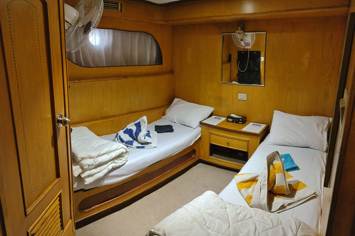 Twin Upper Deck Cabin