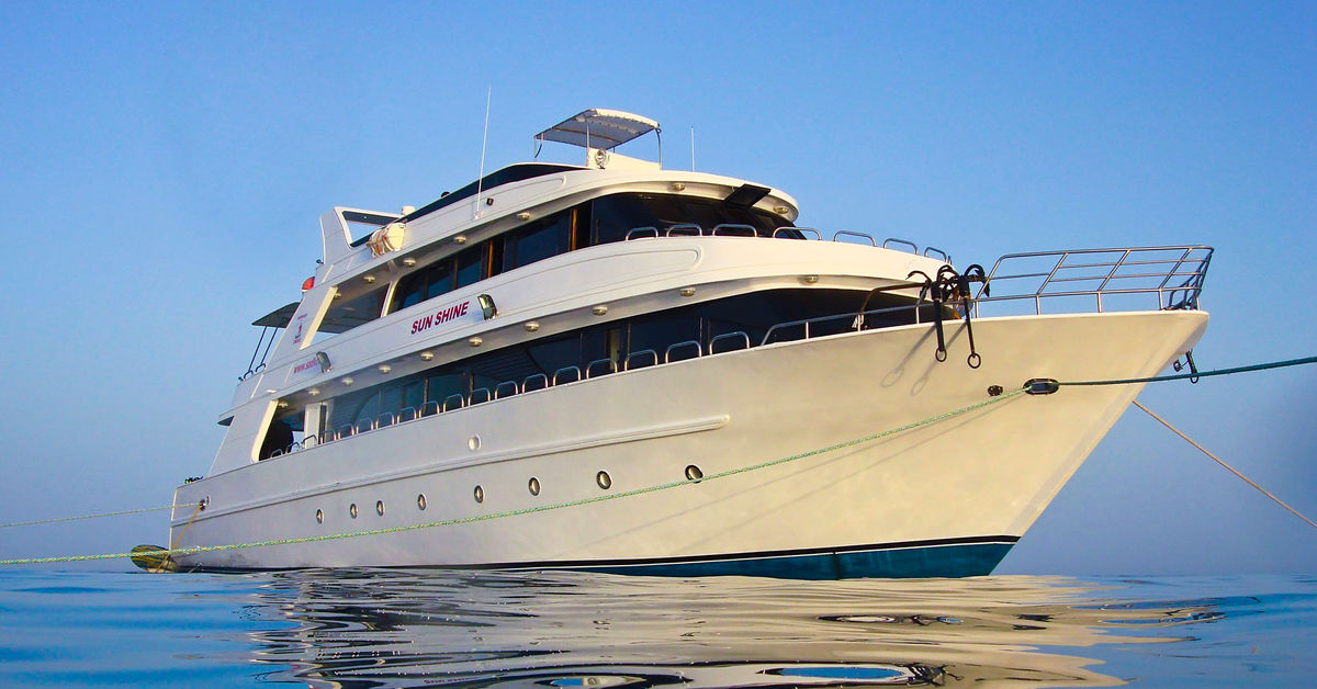 Sunshine Egypt — vessel photograph