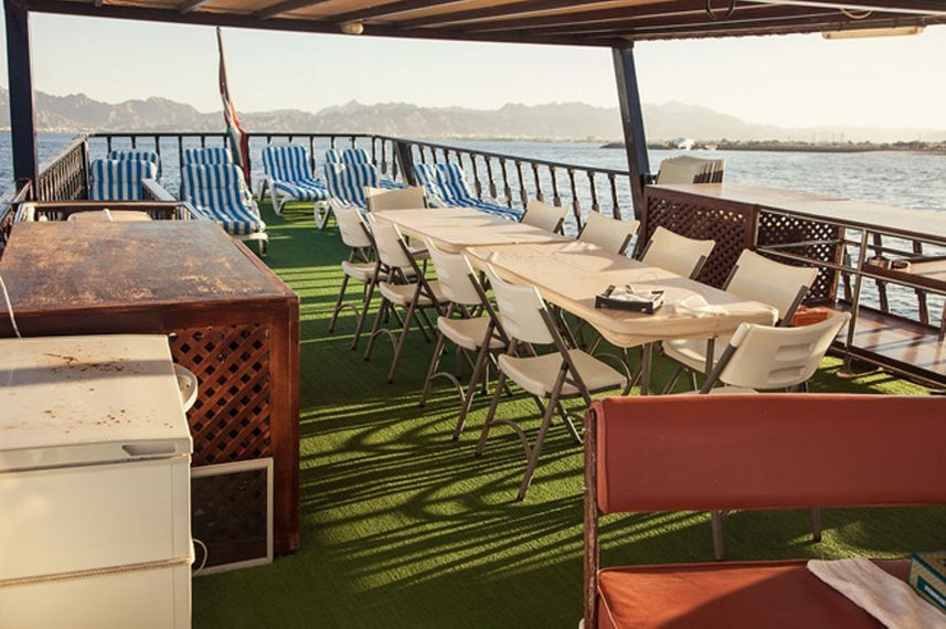 Buitenrestaurant - Red Dhow