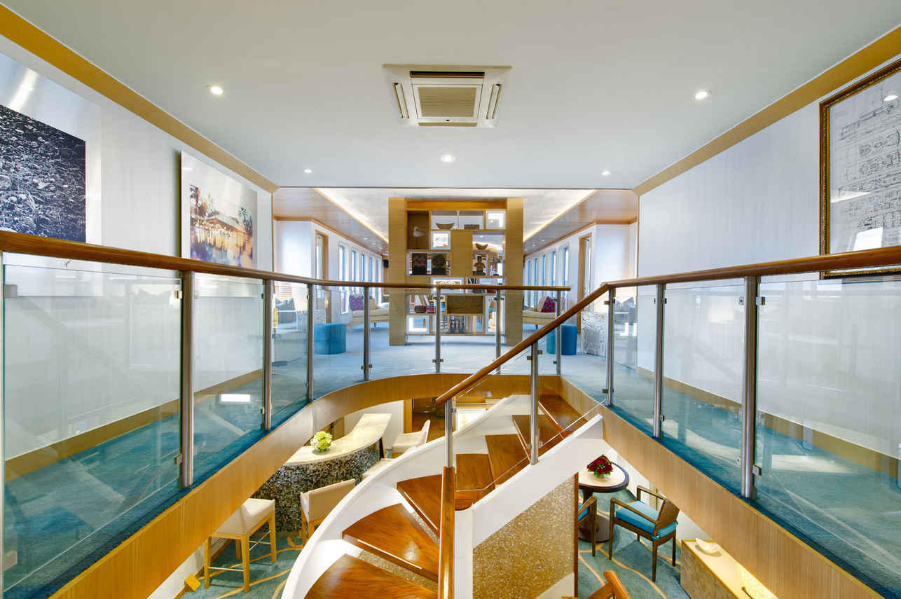 Salon interior - Salila