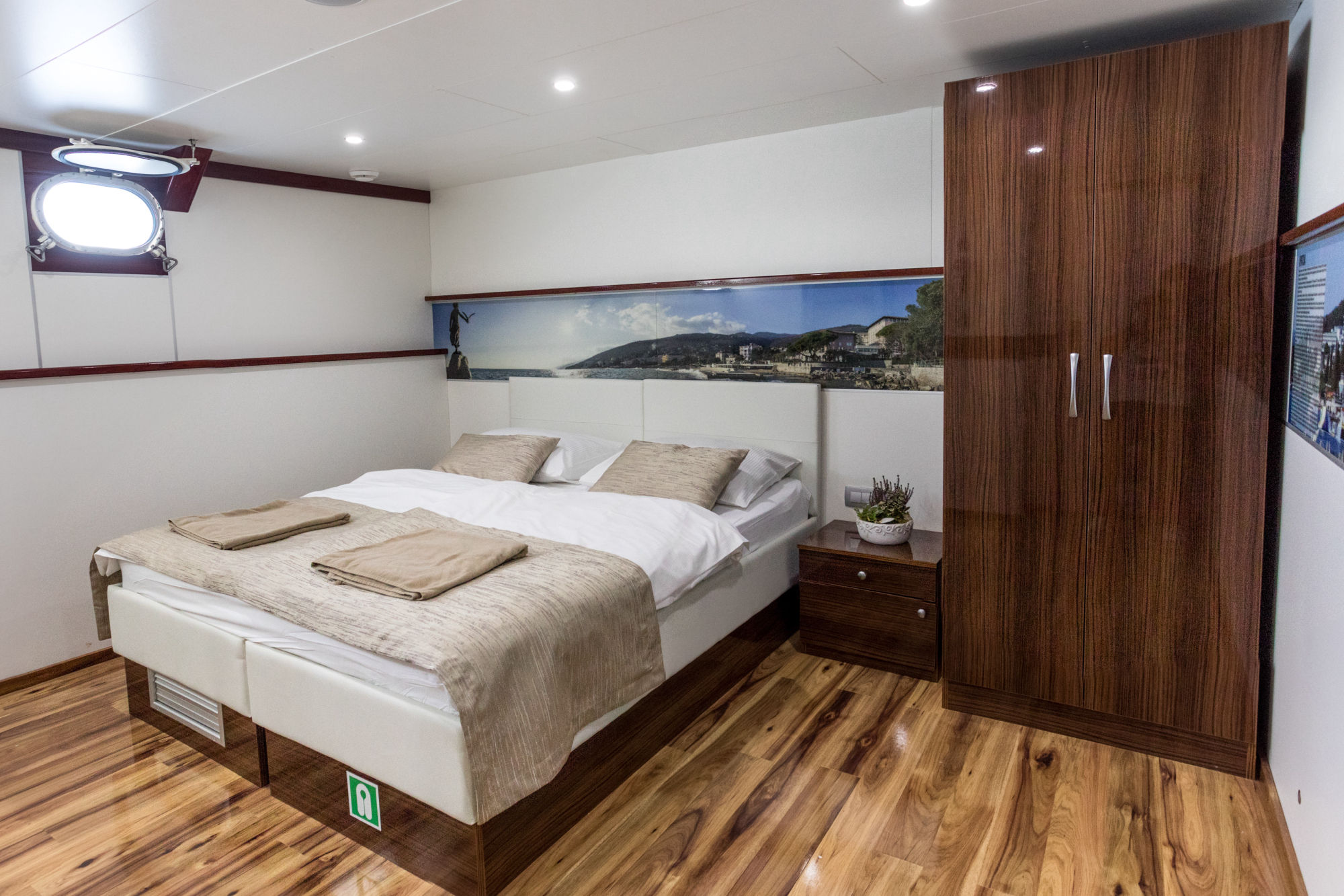 Lower Deck Cabin - Stella Maris