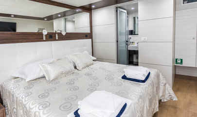 Upper Deck