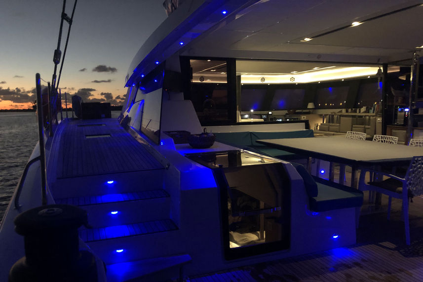 Lounge Aperta - Aqua Tiki III