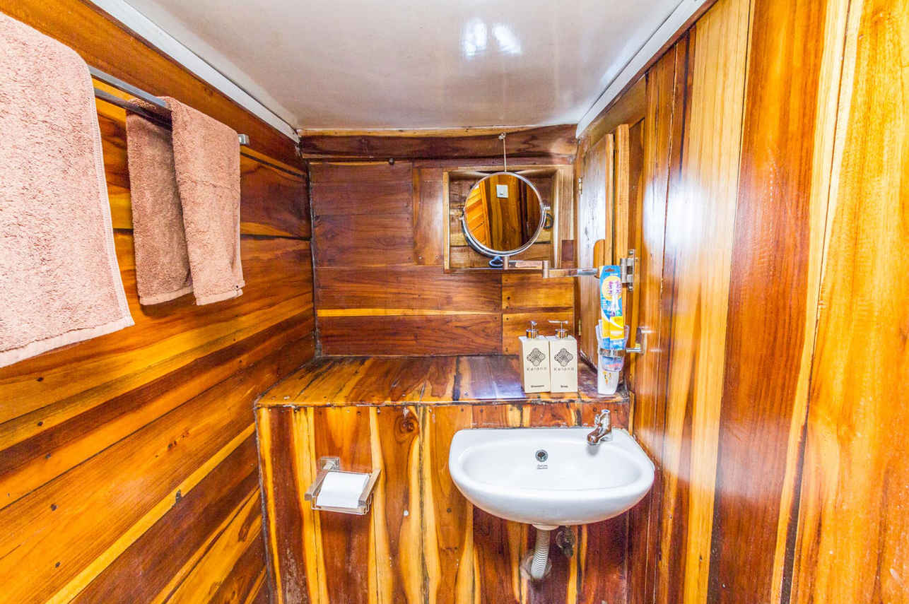 En-suite badkamers - Kelana