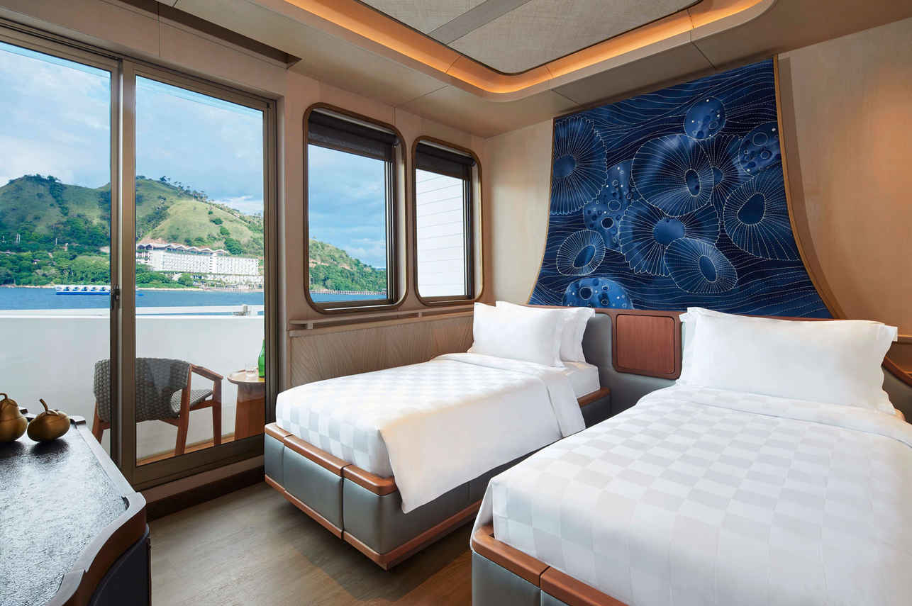 Luxury Suite Bedroom