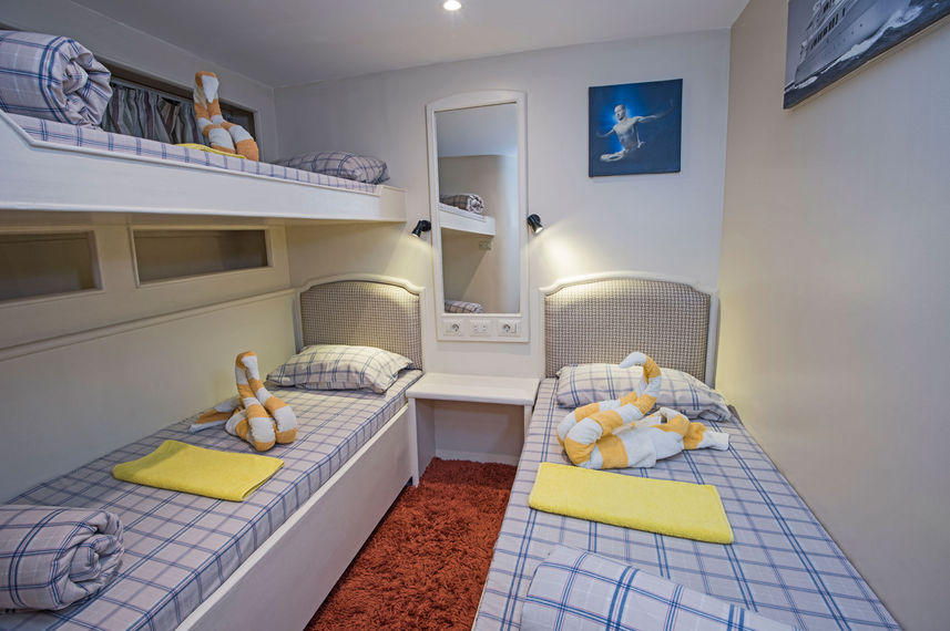 Triple Cabin - Liberty
