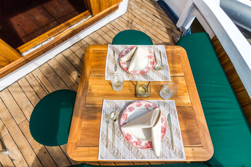 Outdoor Dining - Anne-Judith II