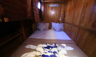 Double Cabin